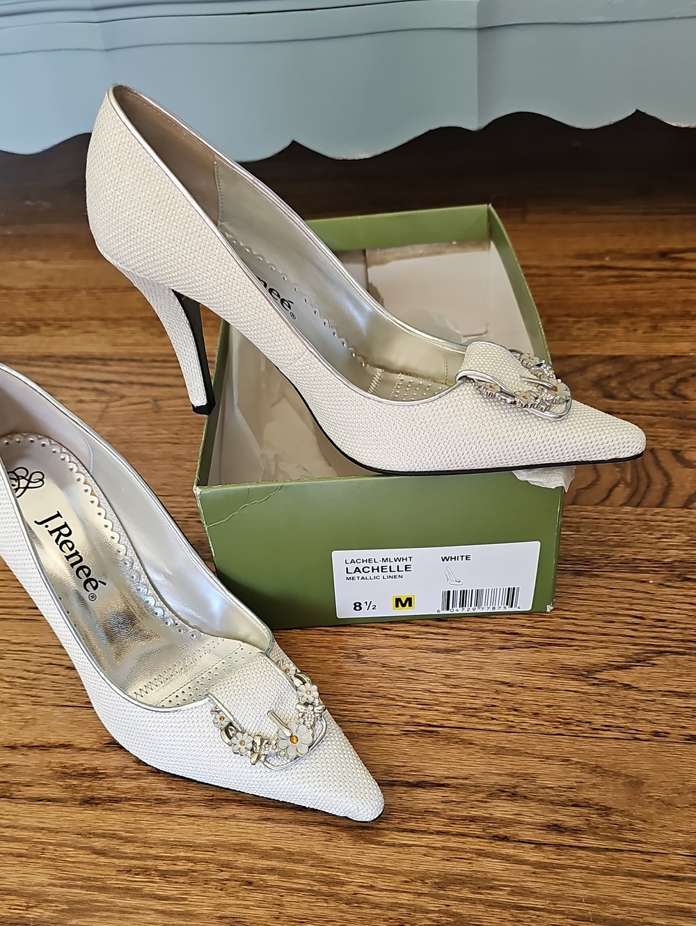 J.Renee Lachelle White Pointed Toe Dress Pumps